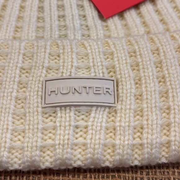 NWT Hunter beanie
